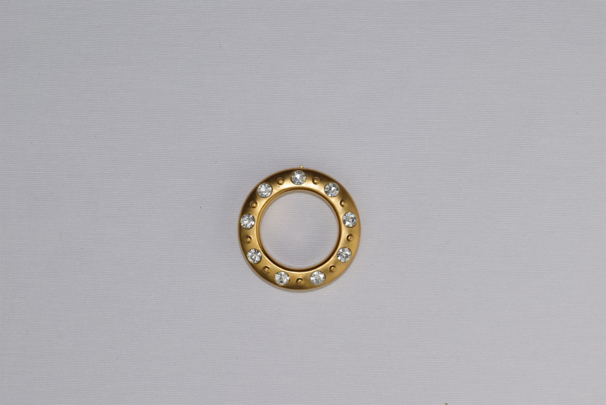 Люверс со стразами сред. зол. мат.