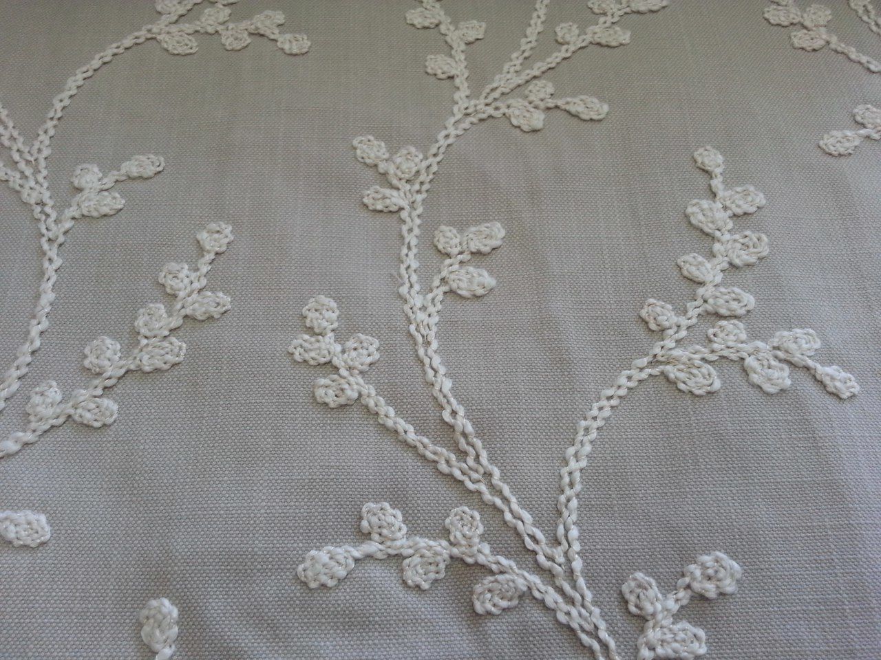 PC CLASSIQUE-124 ORI D.NO. 82344 SHADE 32333