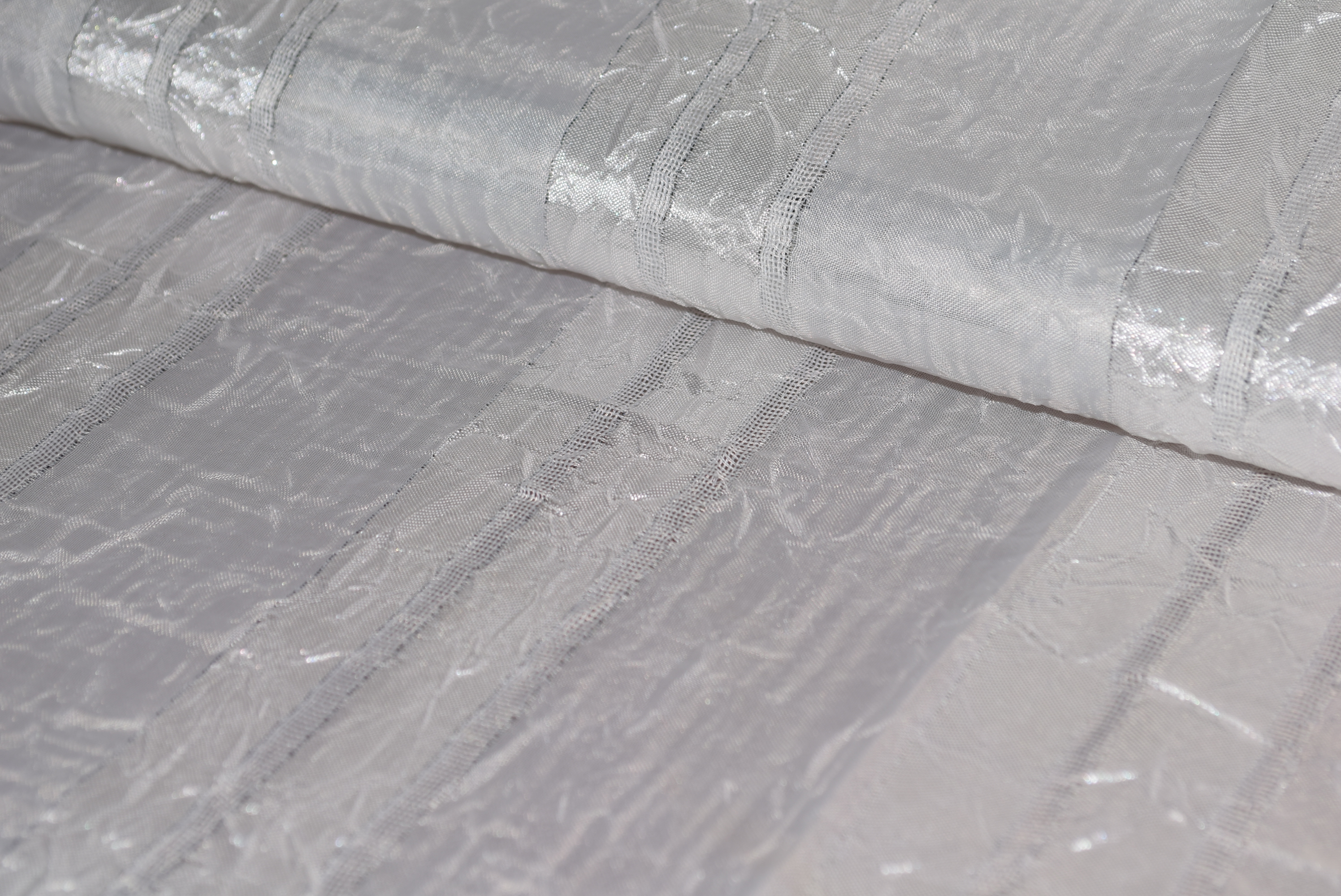 1028 полоса с люриксом серебро (типа афина) бежевый