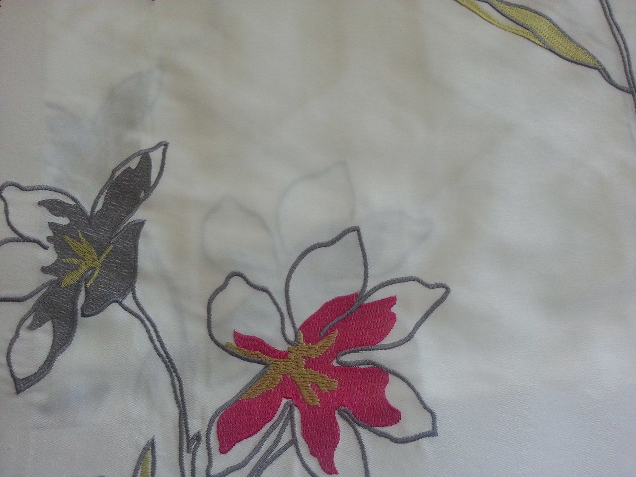 HEAVY TAFFETA SA 5101 ORIANA-140 D.NO.364126 YM-7946