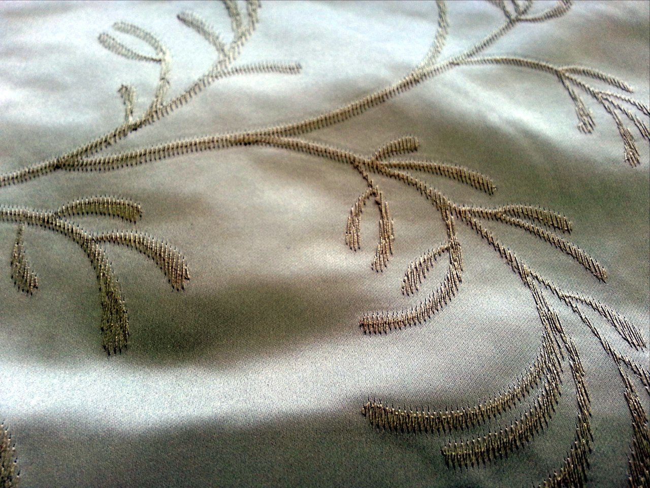 SATIN DBY-1861 ORIANA-140 Shade 26324